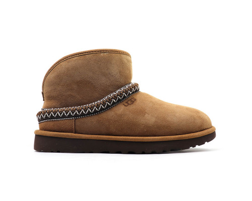 UGG Classic Mini Crescent Chestnut