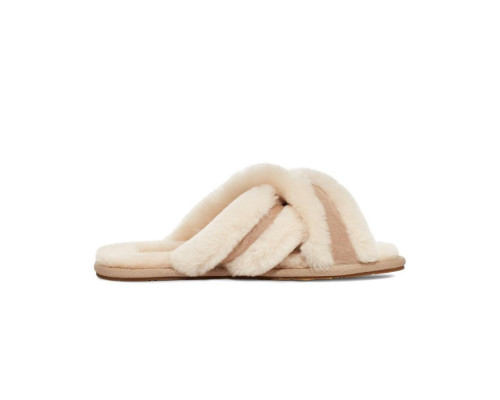 UGG Scuffita Slipper Sand