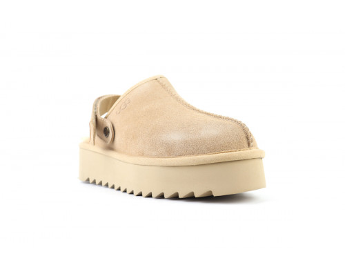 UGG Goldenstar Clog Platform Sand