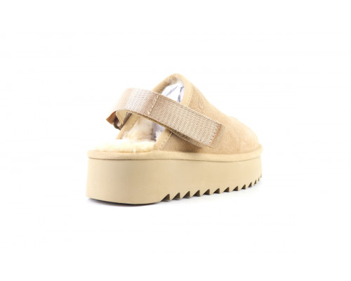 UGG Goldenstar Clog Platform Sand