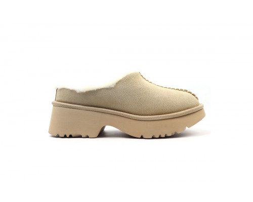 UGG New Heights Cozy Clog Sand