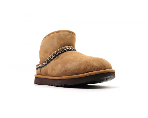 UGG Classic Mini Crescent Chestnut