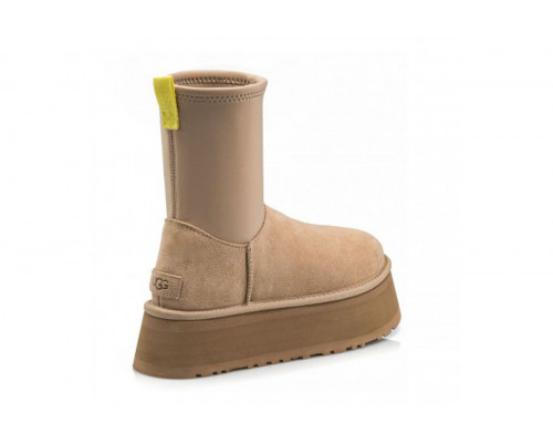 UGG Classic Dipper Boot sand