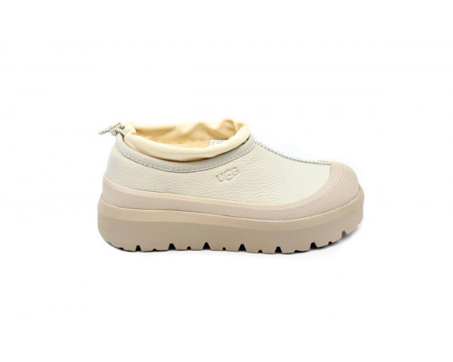UGG Tasman Hybrid Leather Sand
