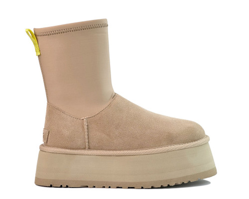UGG Classic Dipper Boot sand