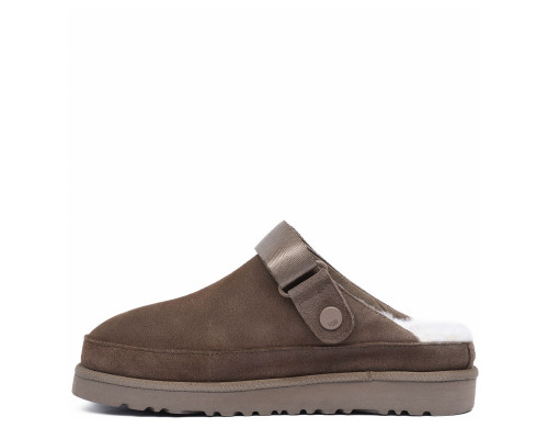 UGG Goldenstar Clog Chocolate